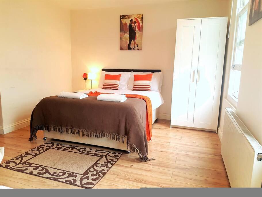 Comfortable Studio Flat Near Central London Eksteriør billede