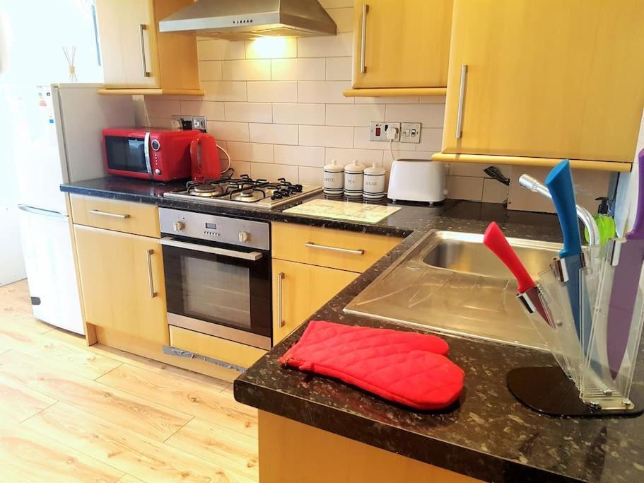 Comfortable Studio Flat Near Central London Eksteriør billede