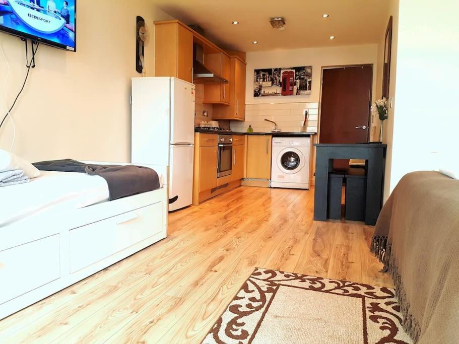 Comfortable Studio Flat Near Central London Eksteriør billede